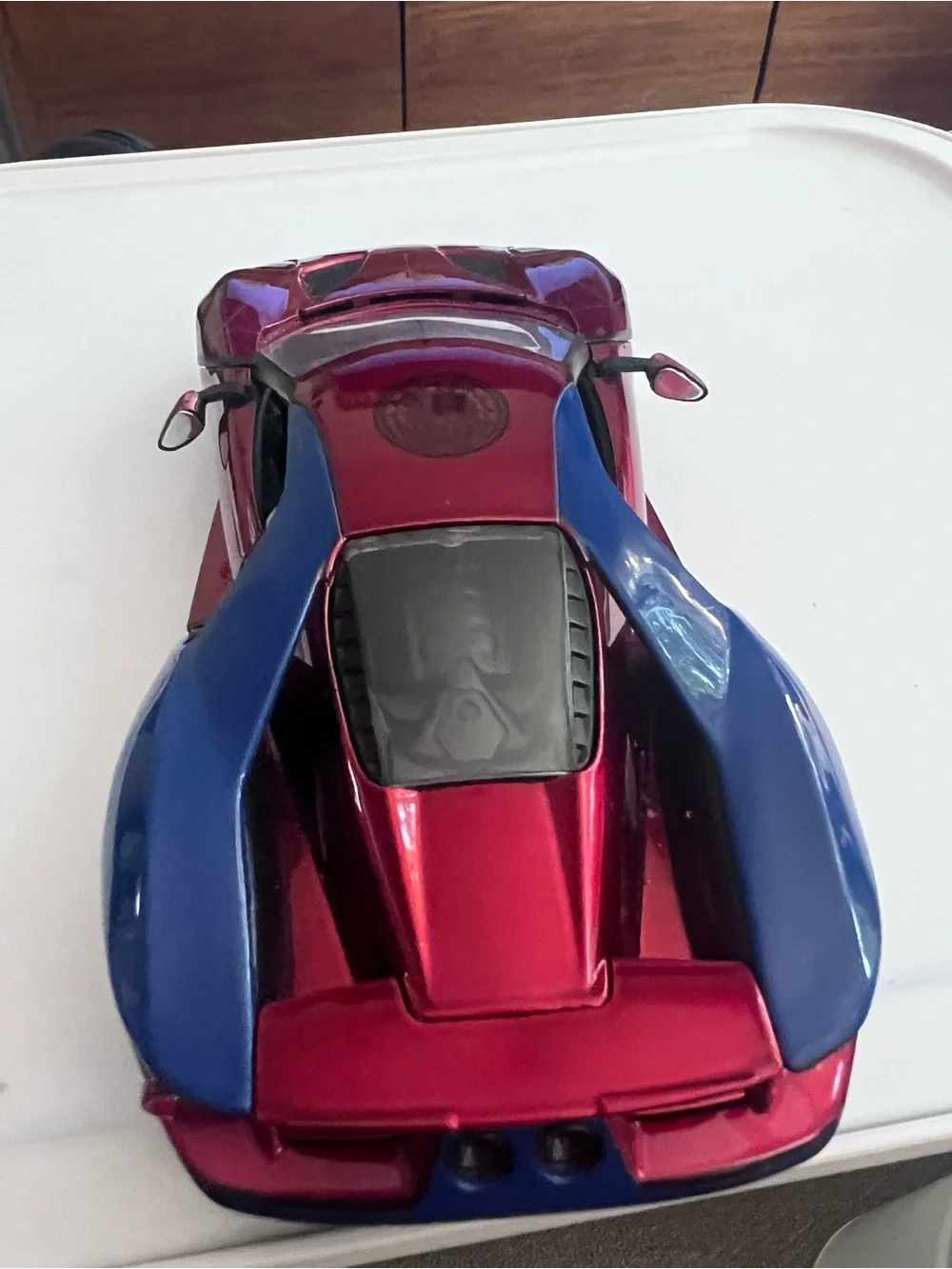 Jada Toys Marvel Spider-Man 2017 Ford GT Diecast Car 1:24 Scale Collectors Item